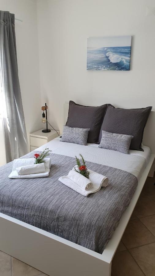 Mira Vila Studio Apartment Вила Нова де Милфонтеш Екстериор снимка