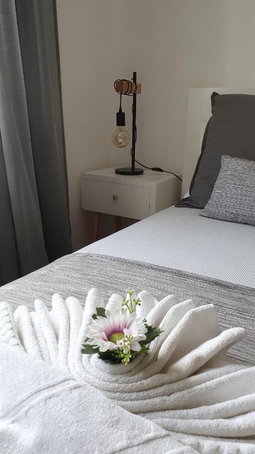 Mira Vila Studio Apartment Вила Нова де Милфонтеш Екстериор снимка
